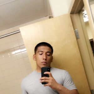 Meet your Posher, Ezequiel